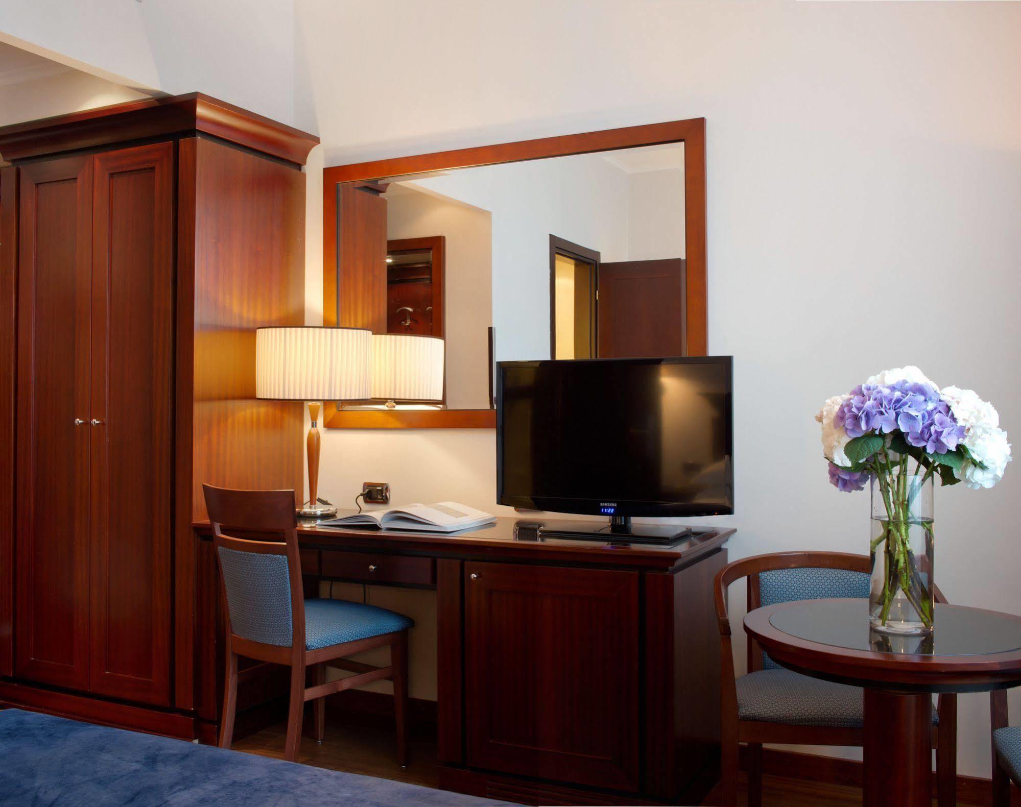 Starhotels Excelsior Bologna Luaran gambar